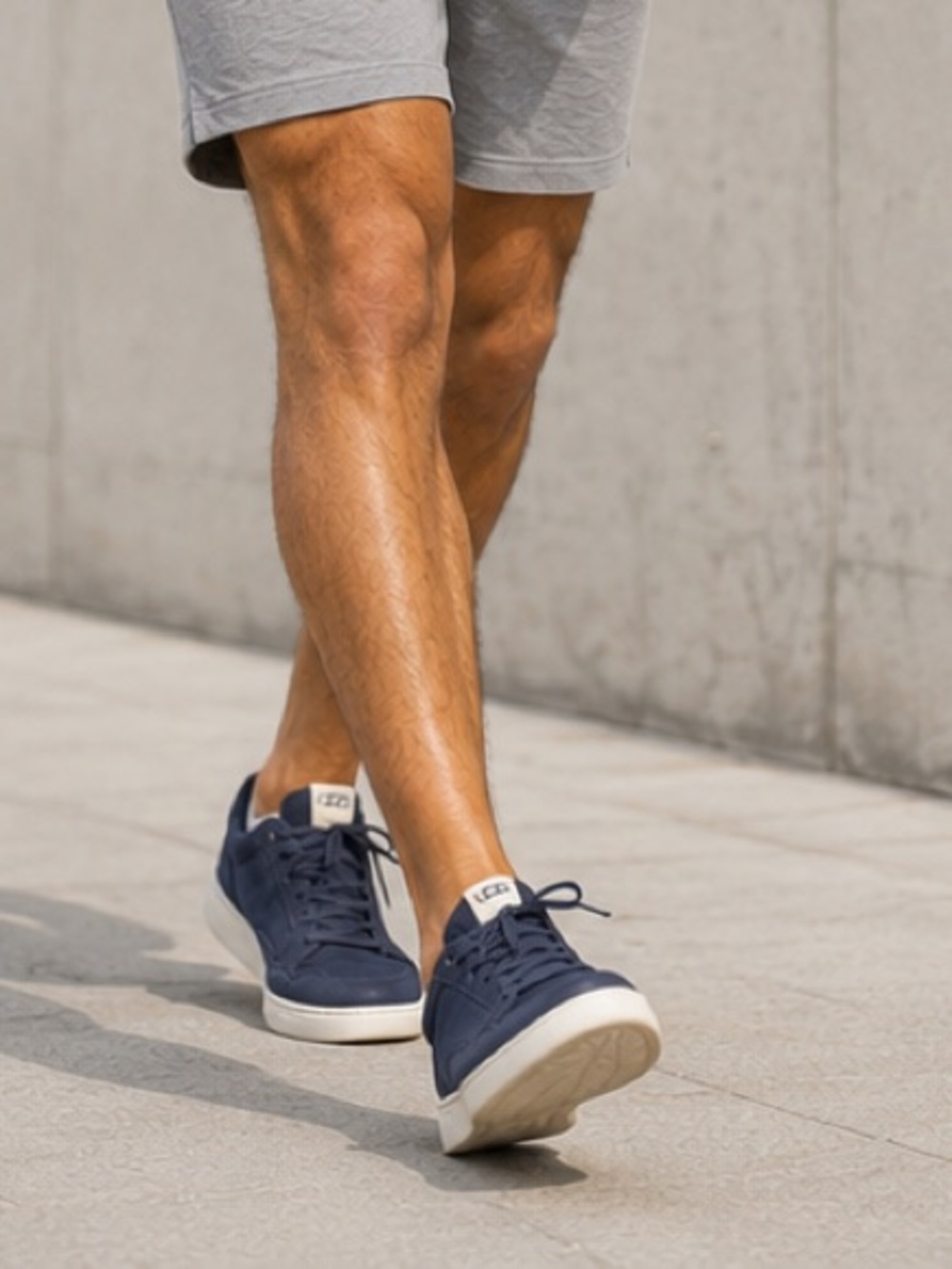UGG Men’s South Bay Low Premium Mesh & Suede Sneakers Blue Casual Classic Sz 13